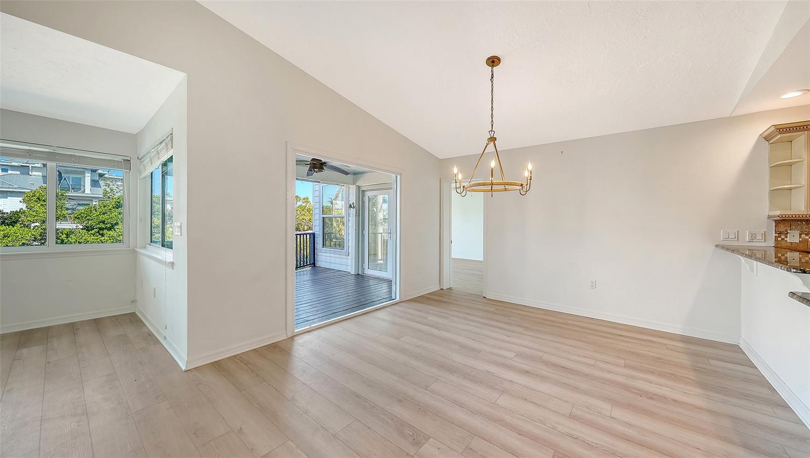 Image 32 of 89 For 771 Marbury Lane