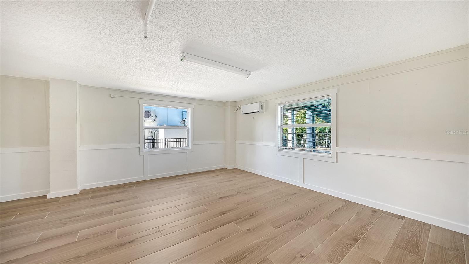 Image 54 of 89 For 771 Marbury Lane