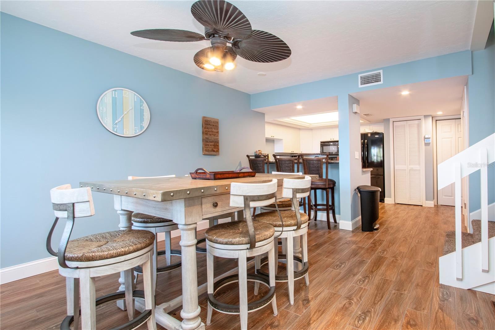 Image 15 of 63 For 1700 Cove Ii Place 324