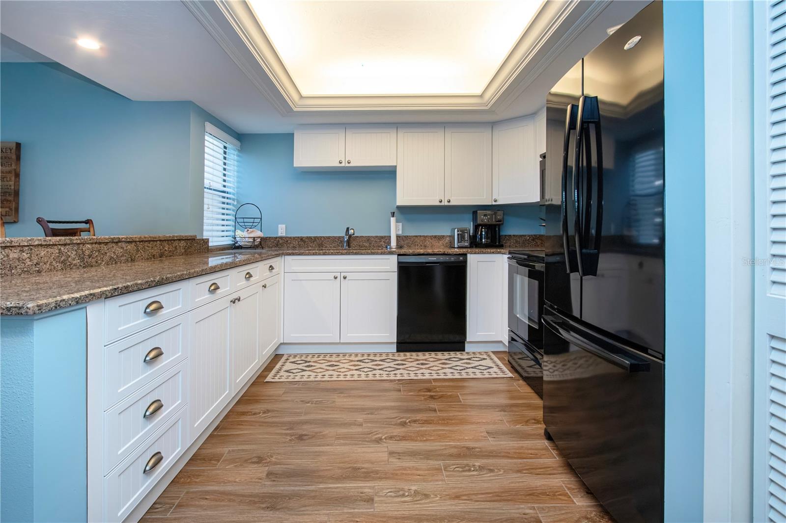 Image 19 of 63 For 1700 Cove Ii Place 324