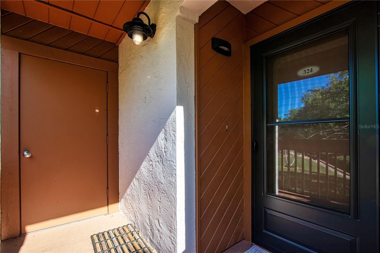 Image 2 of 63 For 1700 Cove Ii Place 324