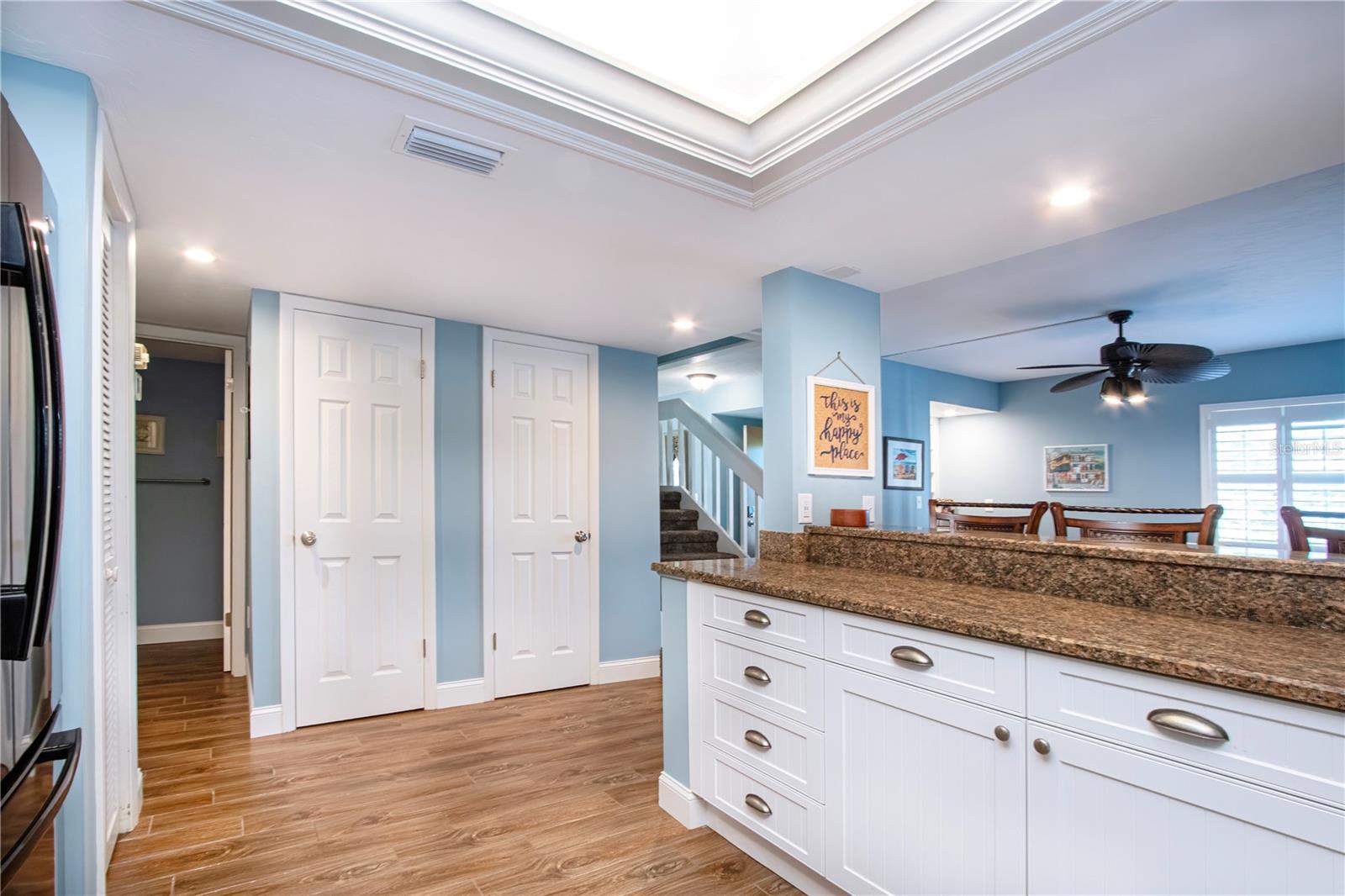 Image 22 of 63 For 1700 Cove Ii Place 324