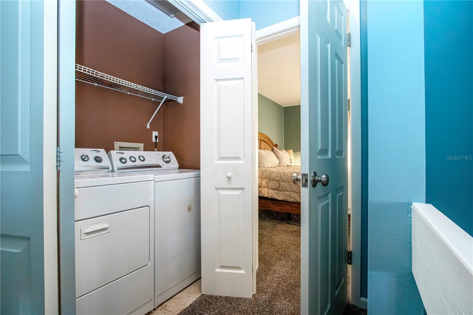 Image 34 of 63 For 1700 Cove Ii Place 324