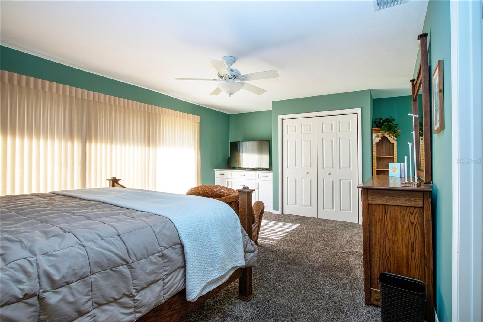 Image 38 of 63 For 1700 Cove Ii Place 324