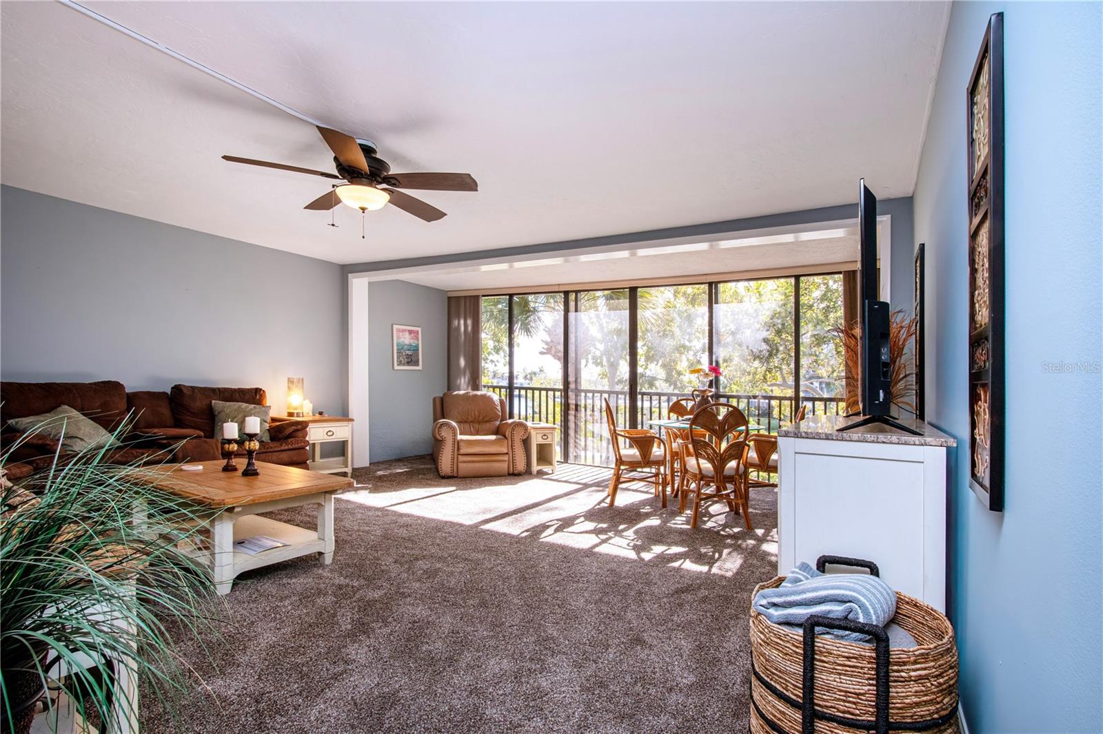 Image 4 of 63 For 1700 Cove Ii Place 324