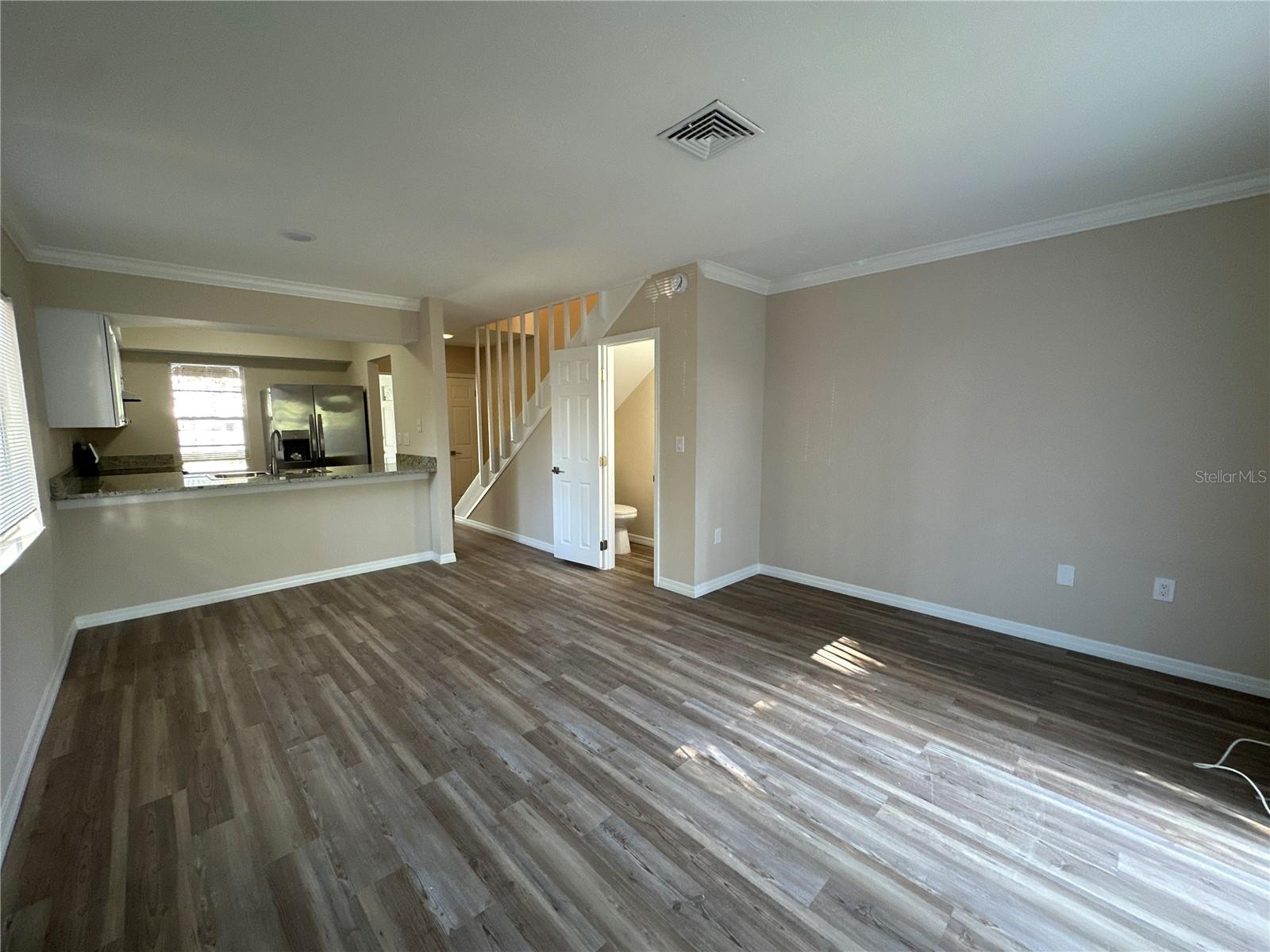 Image 29 of 46 For 1559 7th Avenue W