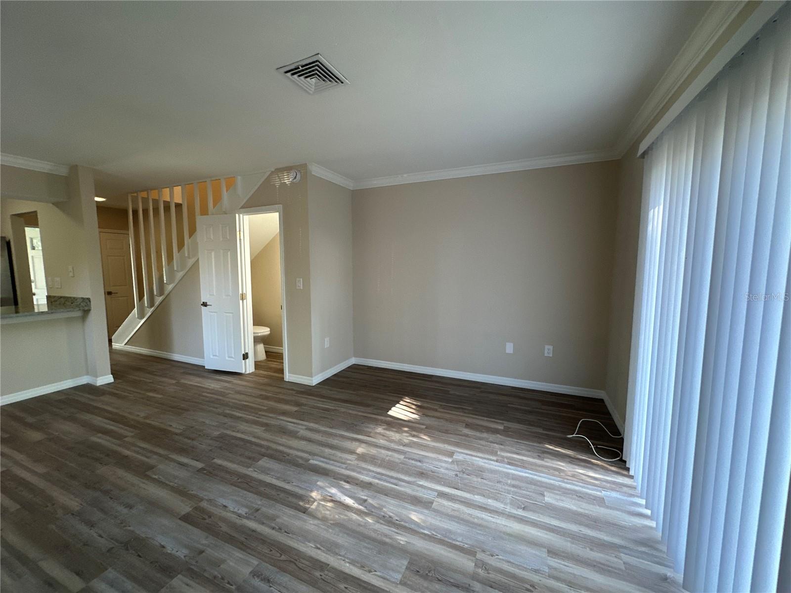 Image 30 of 46 For 1559 7th Avenue W