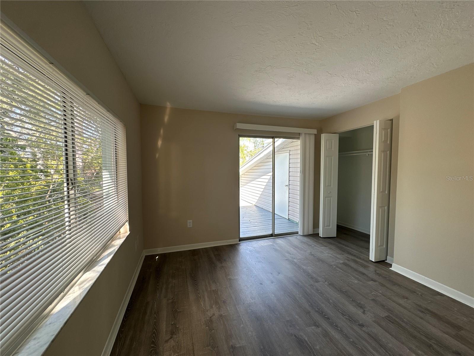 Image 34 of 46 For 1559 7th Avenue W