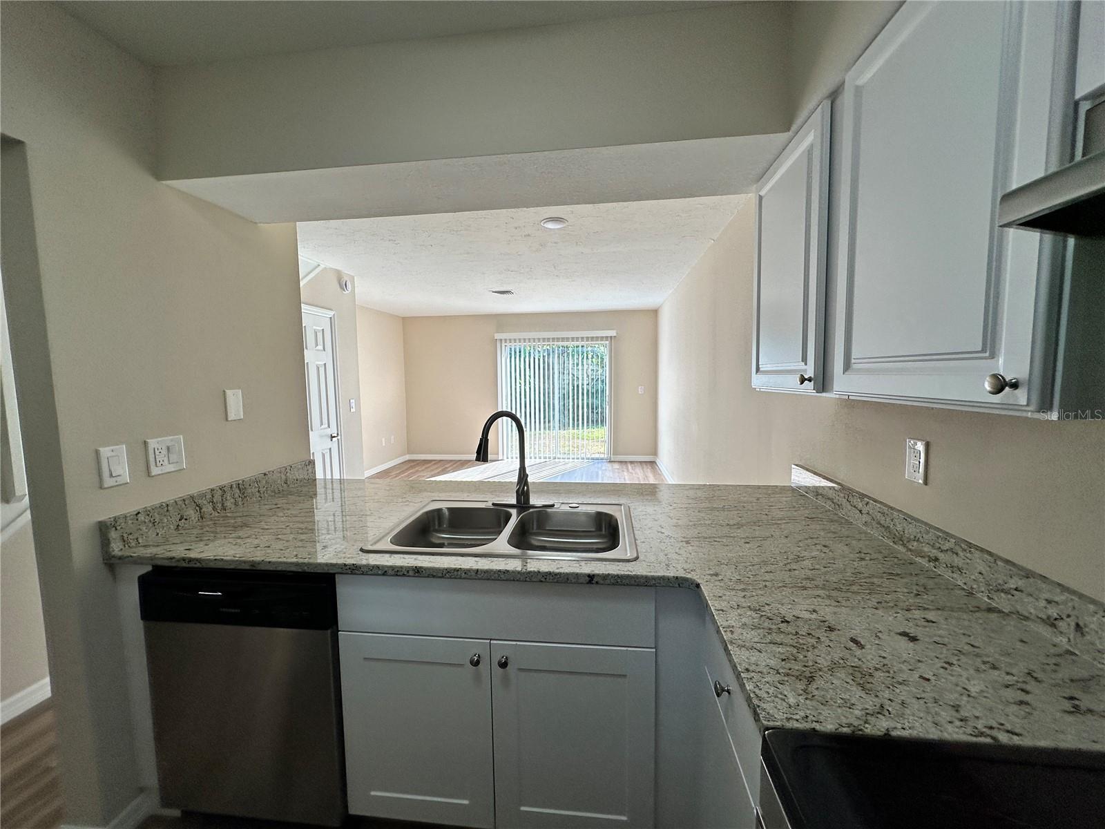 Image 45 of 46 For 1559 7th Avenue W