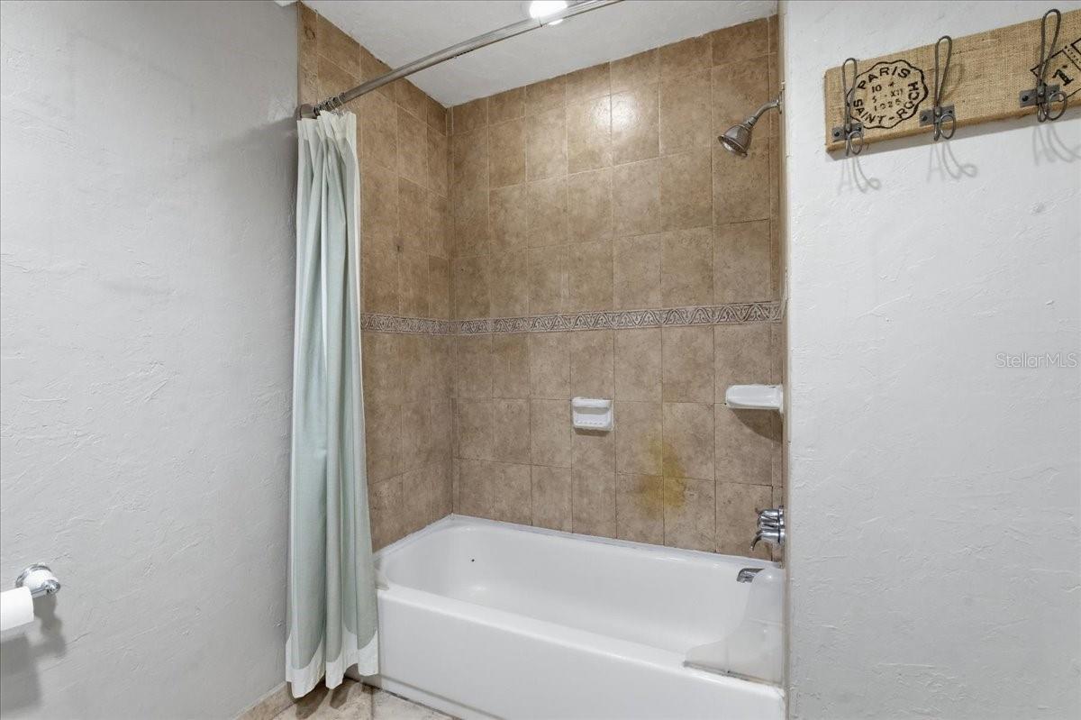 Image 39 of 42 For 1467 Georgetowne Drive