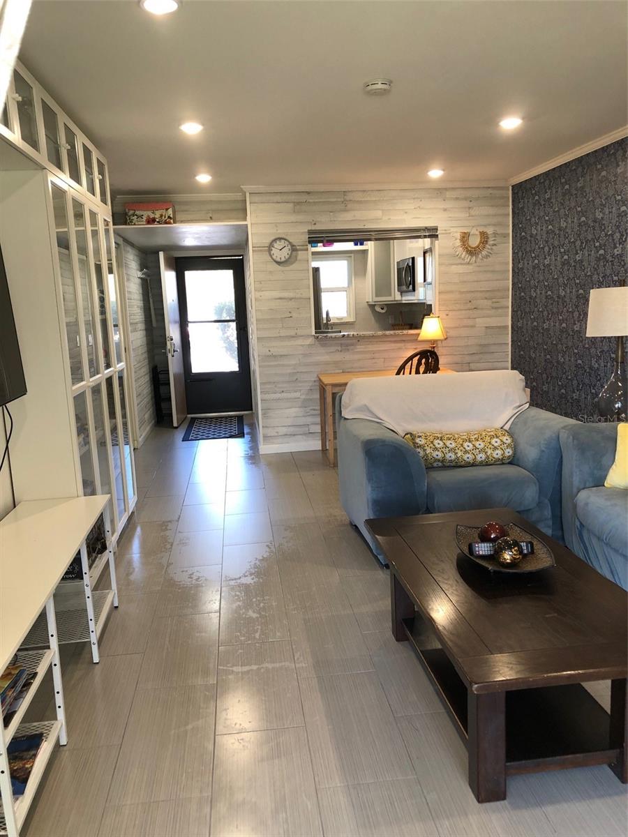 Image 8 of 33 For 102 Capri Isles Boulevard 106