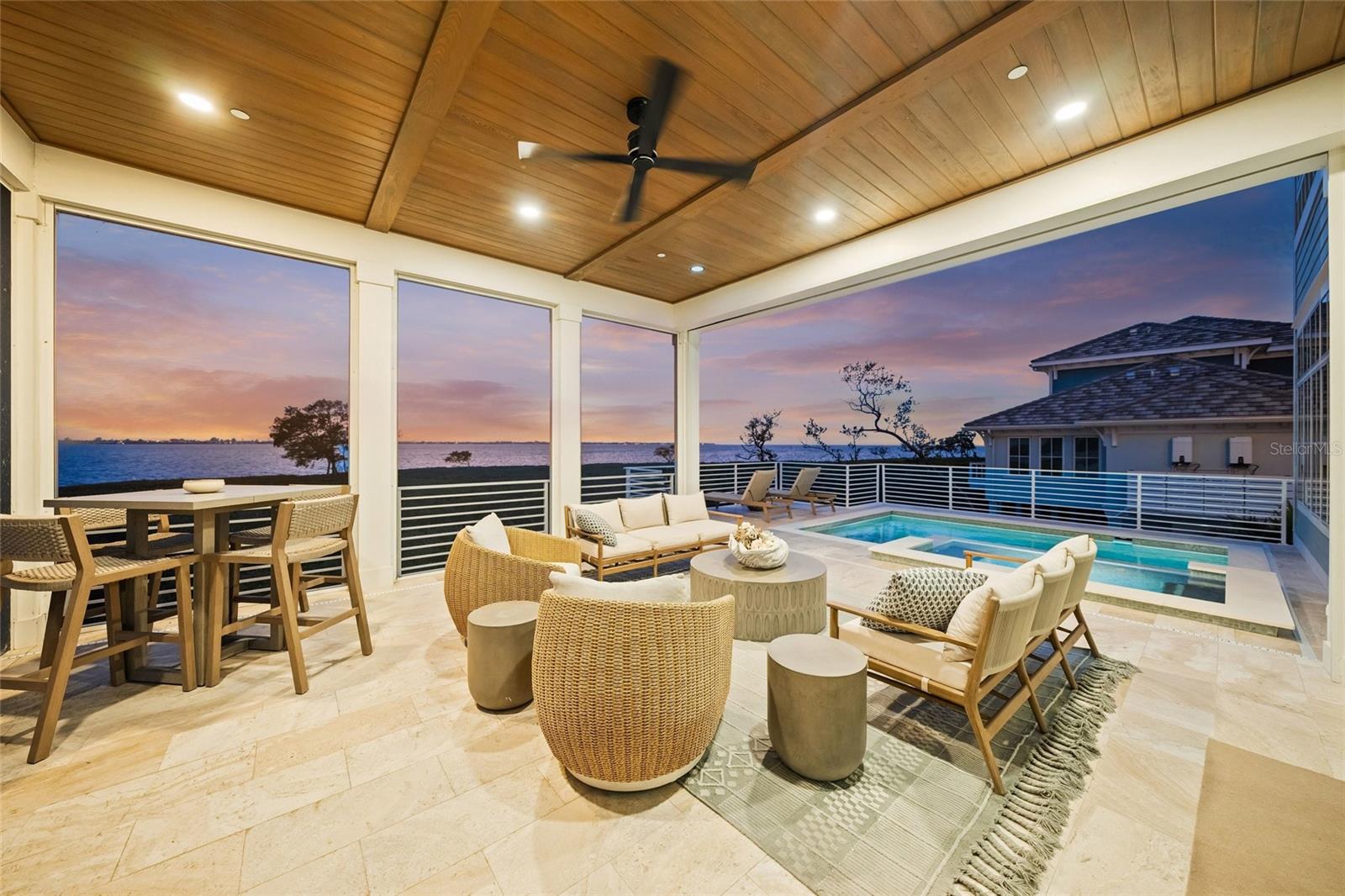 Image 53 of 83 For 332 Harbour Sound Court