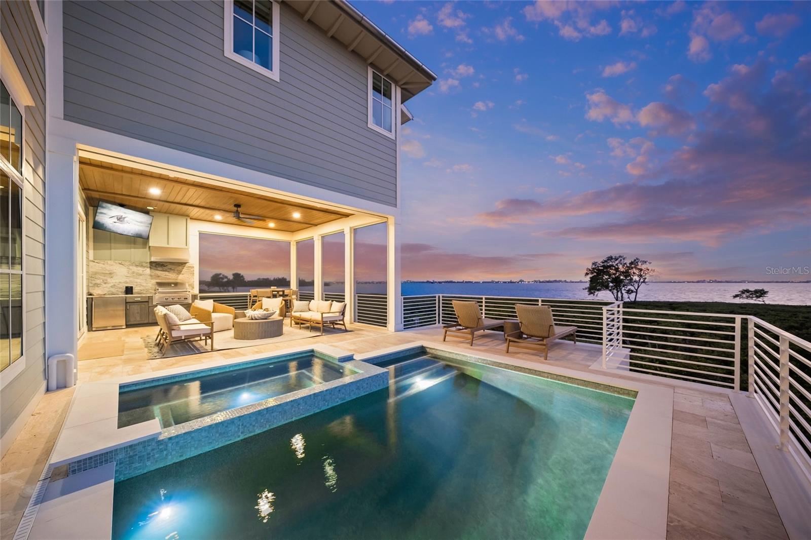 Image 56 of 83 For 332 Harbour Sound Court