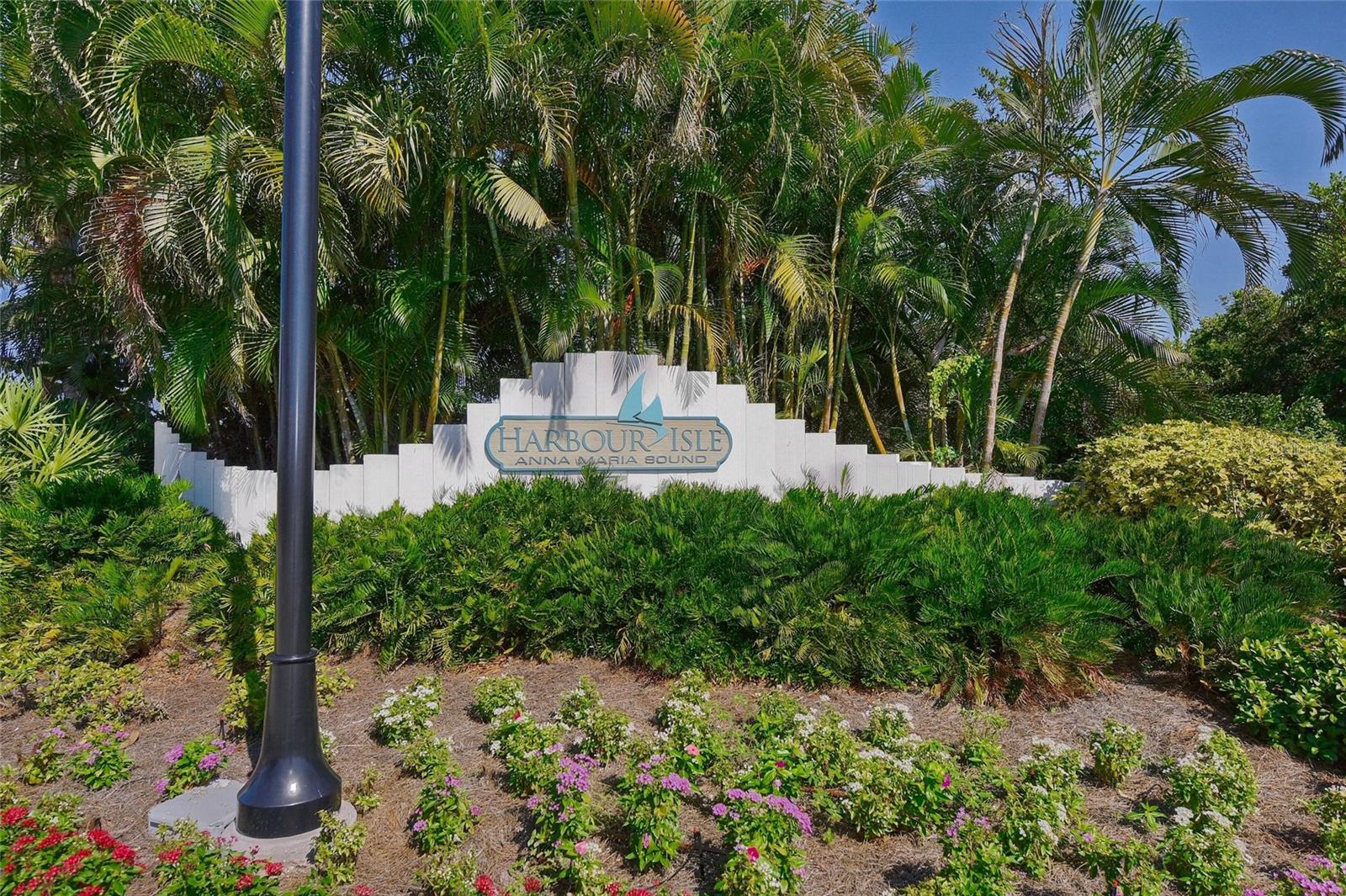 Image 80 of 83 For 332 Harbour Sound Court