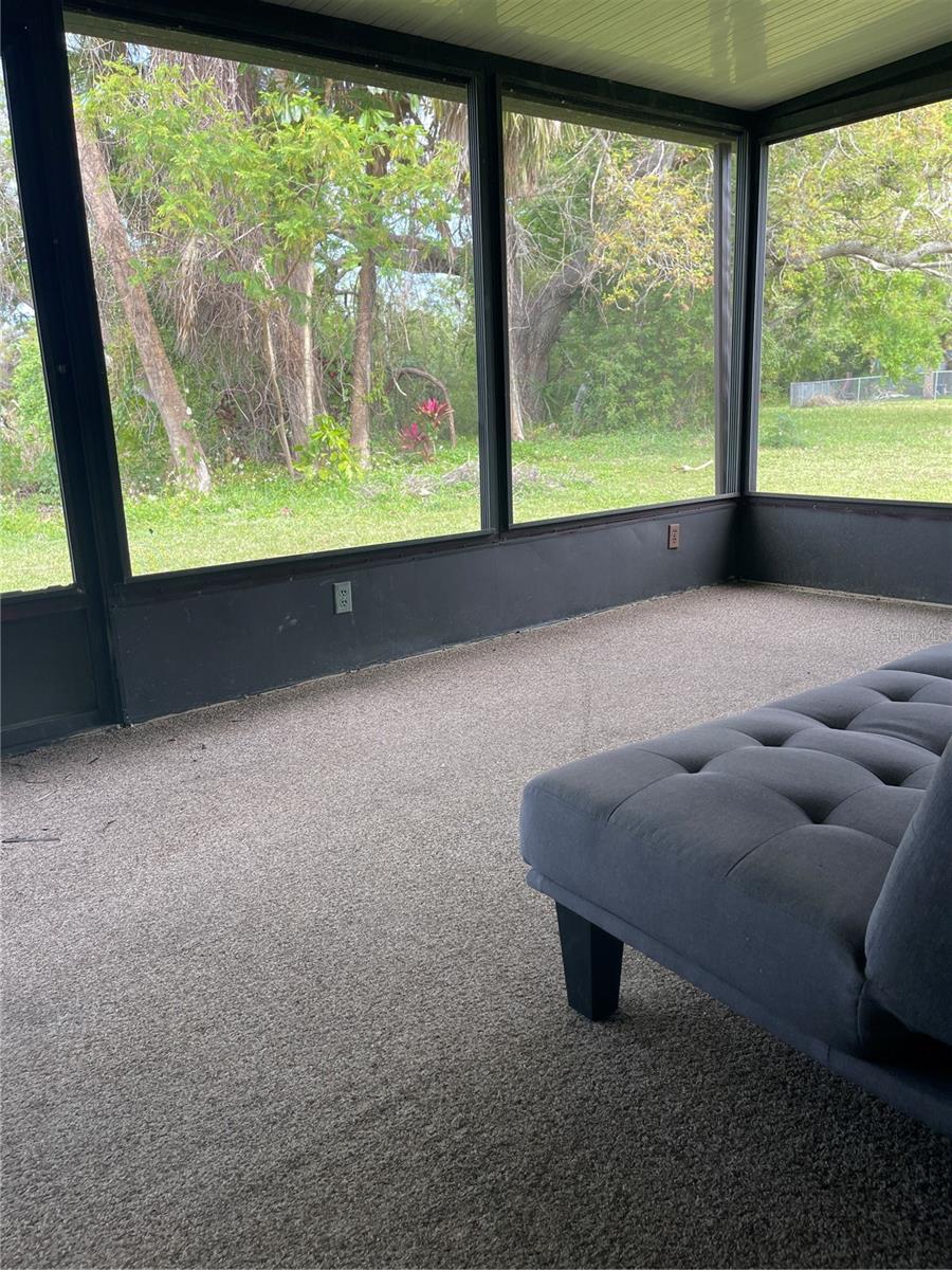 Image 20 of 26 For 2807 48th Ave Dr W