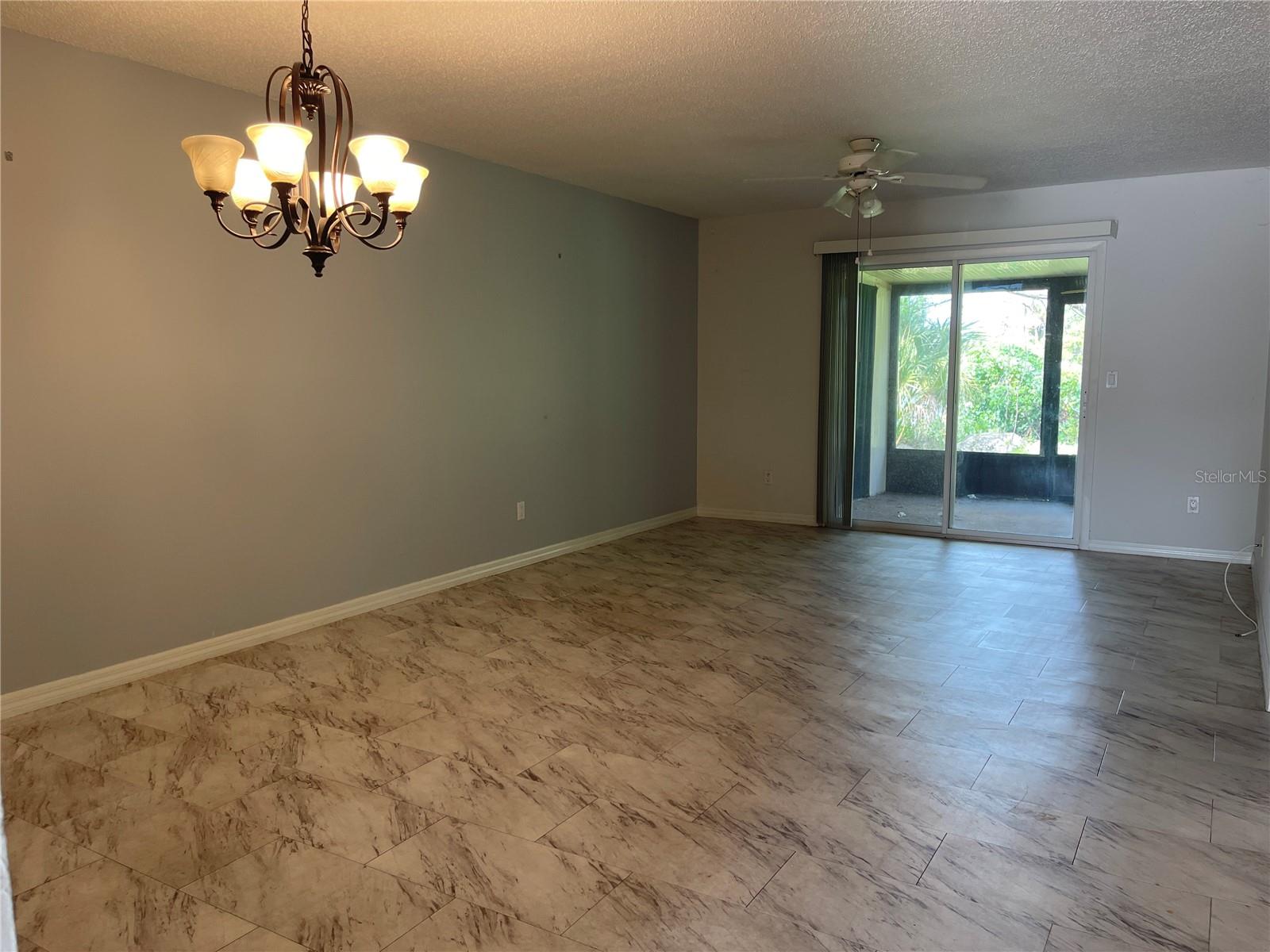 Image 5 of 26 For 2807 48th Ave Dr W