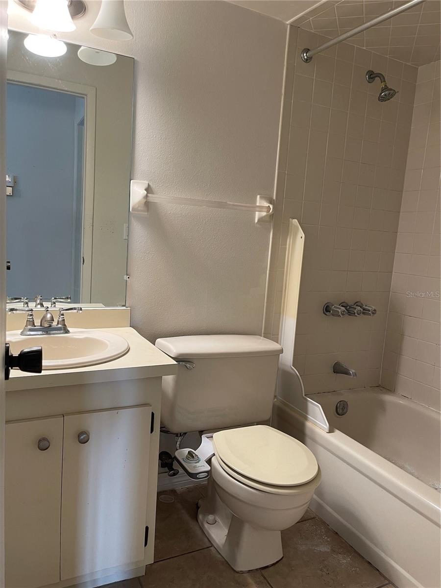 Image 6 of 26 For 2807 48th Ave Dr W