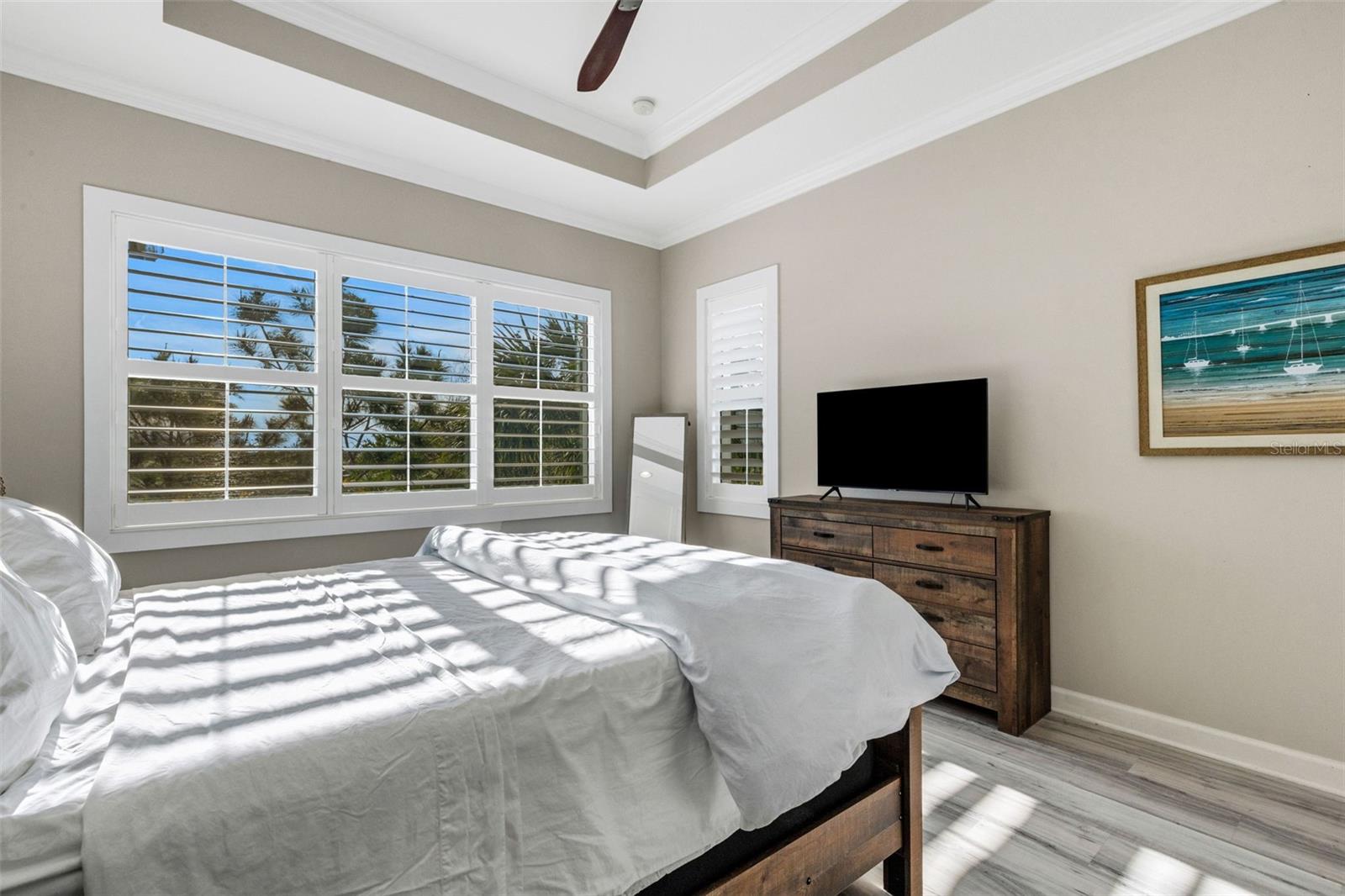 Image 20 of 62 For 289 Sapphire Lake Drive 202