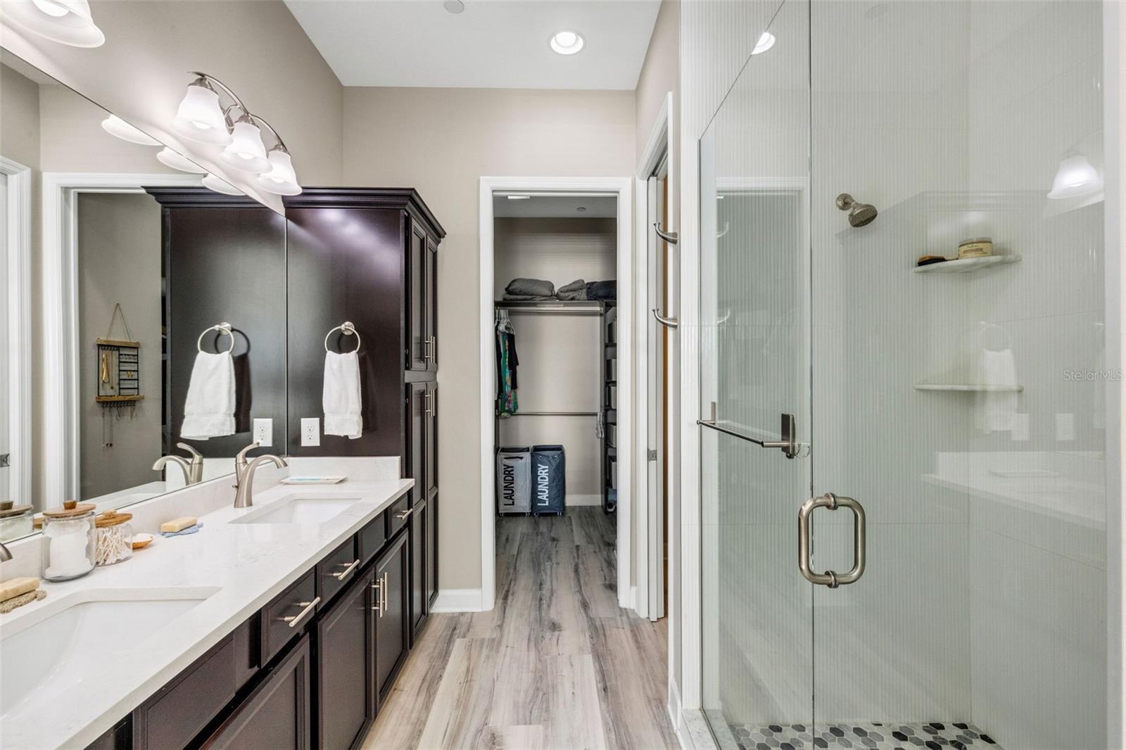 Image 22 of 62 For 289 Sapphire Lake Drive 202