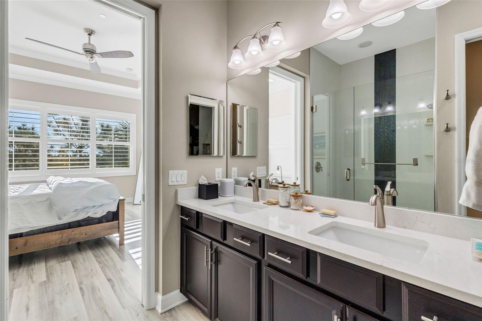 Image 24 of 62 For 289 Sapphire Lake Drive 202