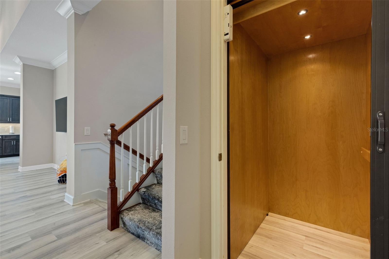 Image 30 of 62 For 289 Sapphire Lake Drive 202