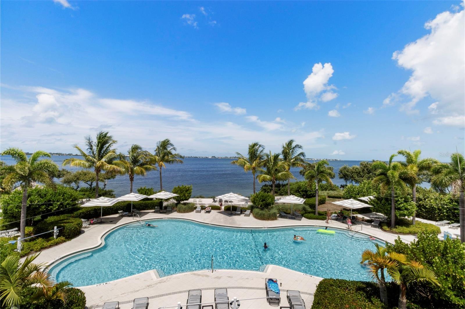 Image 36 of 62 For 289 Sapphire Lake Drive 202