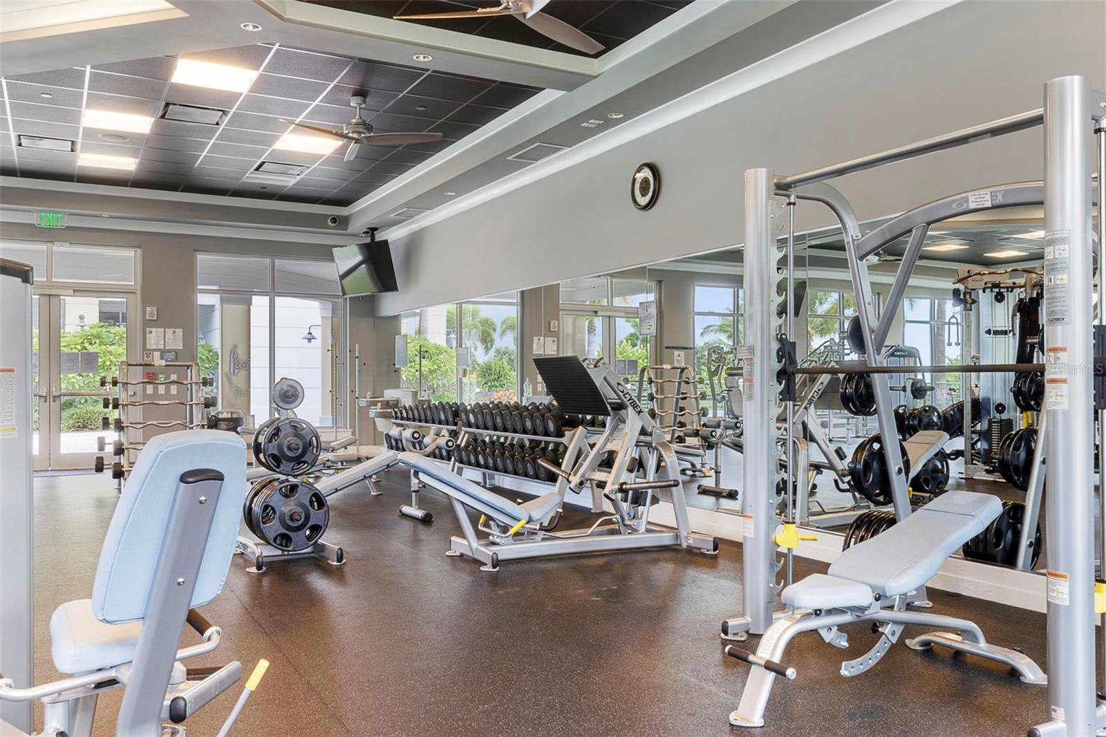 Image 44 of 62 For 289 Sapphire Lake Drive 202