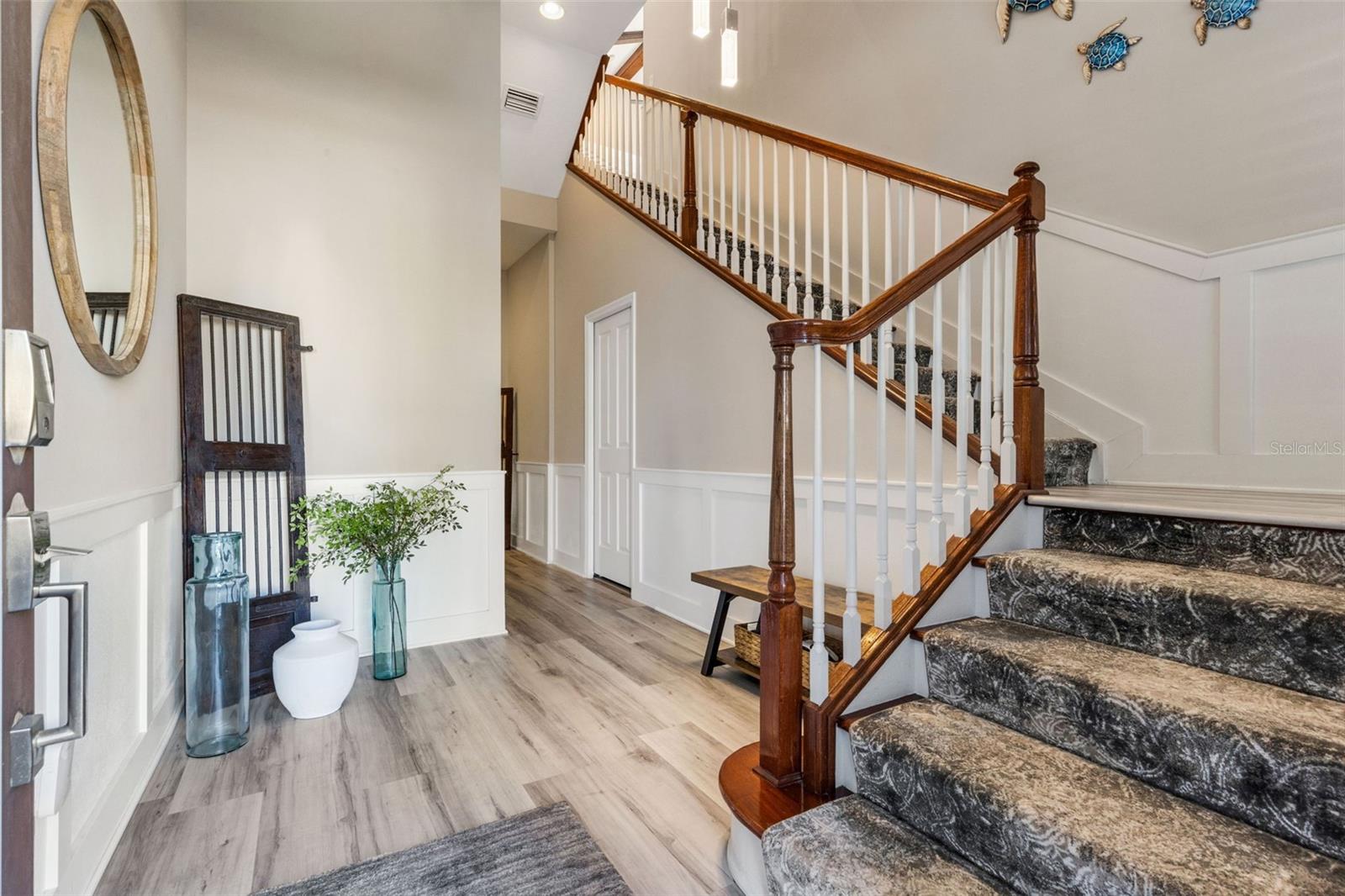 Image 5 of 62 For 289 Sapphire Lake Drive 202