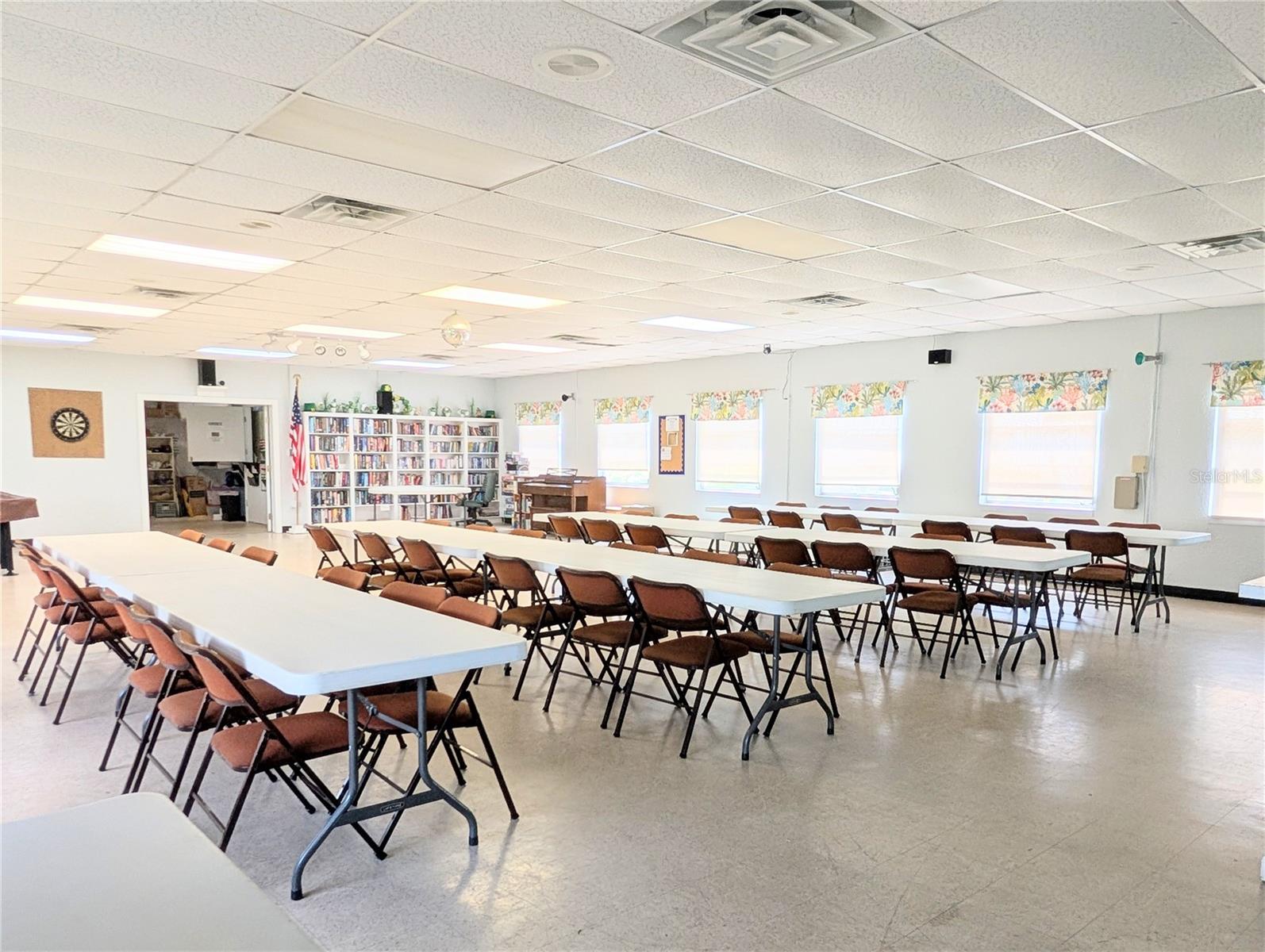 Image 33 of 38 For 2309 Canal Drive F4