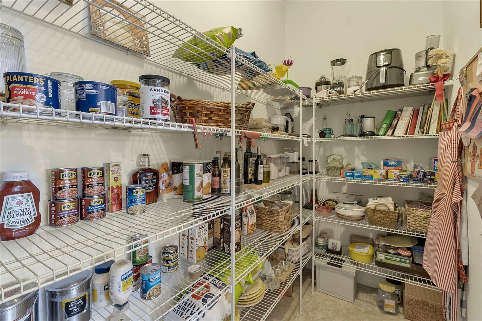 Image 20 of 71 For 11733 Goombay Court