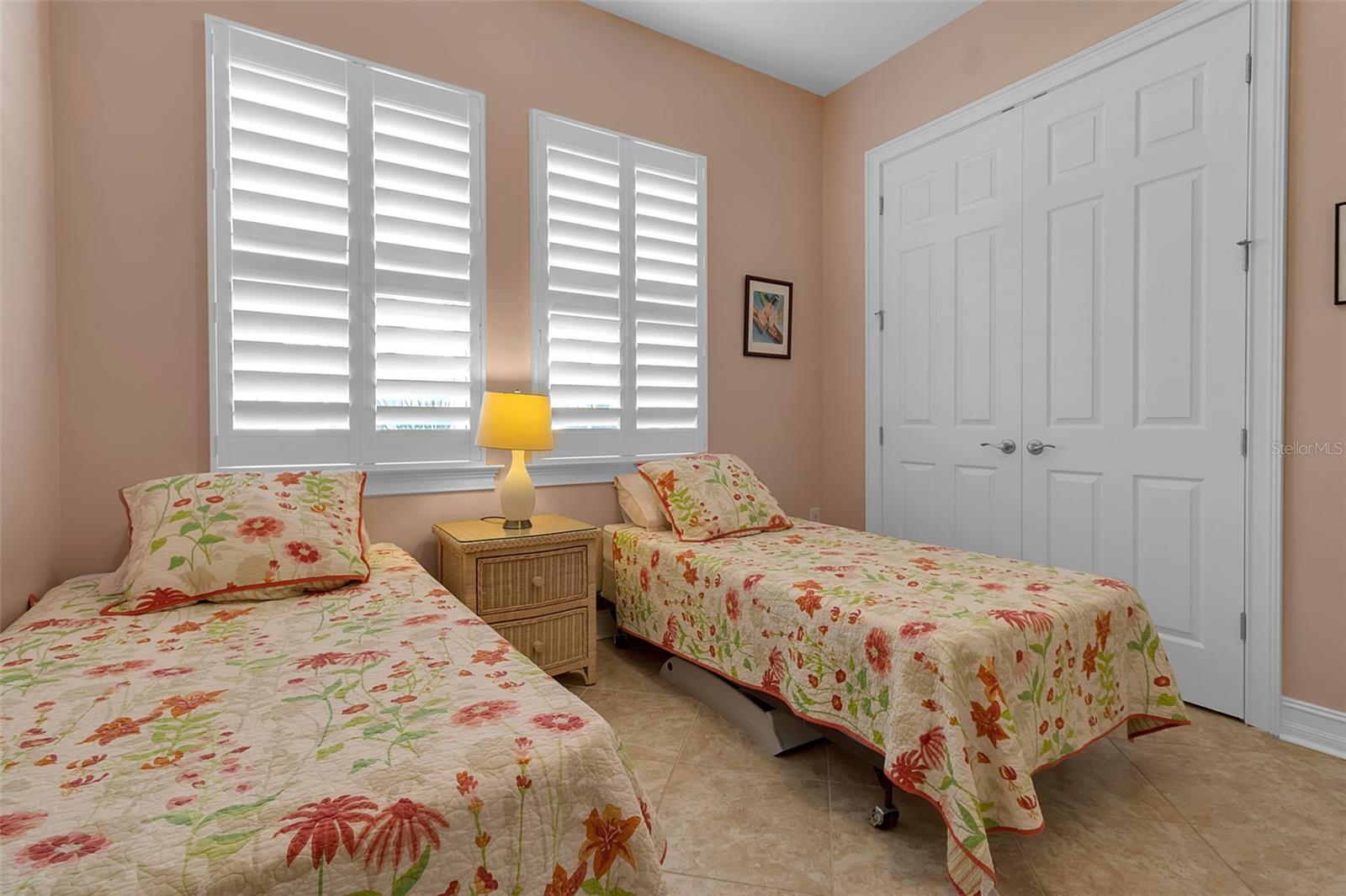 Image 29 of 71 For 11733 Goombay Court