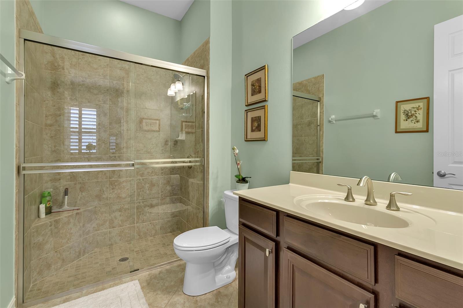 Image 36 of 71 For 11733 Goombay Court