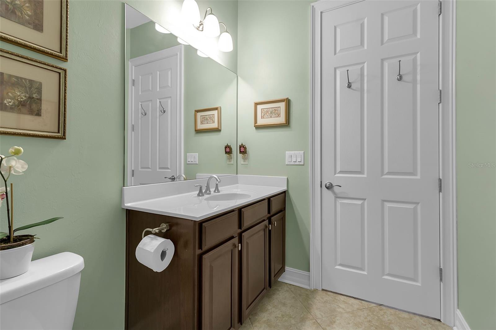 Image 37 of 71 For 11733 Goombay Court