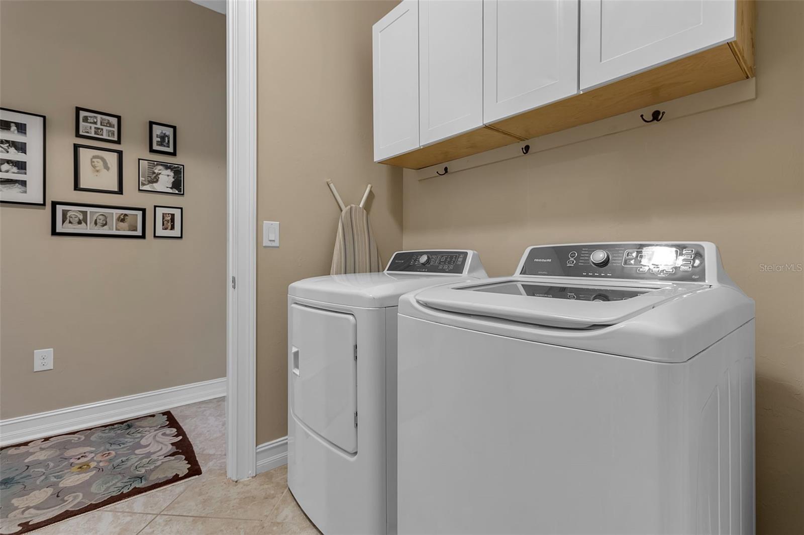 Image 39 of 71 For 11733 Goombay Court