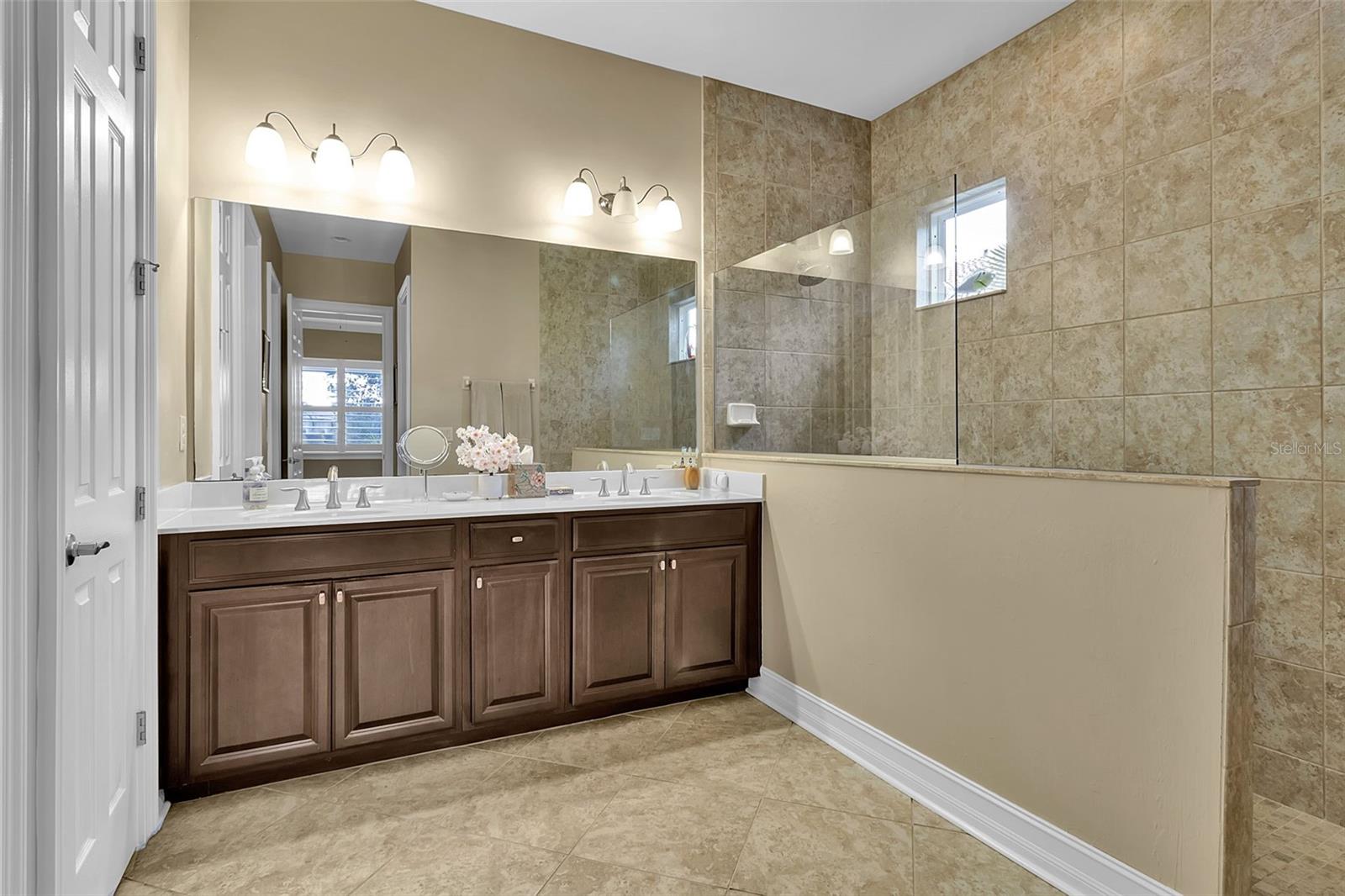 Image 51 of 71 For 11733 Goombay Court