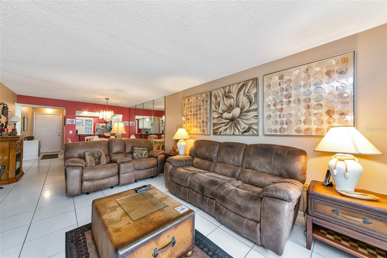 Image 10 of 28 For 2657 Woodgate Lane E4