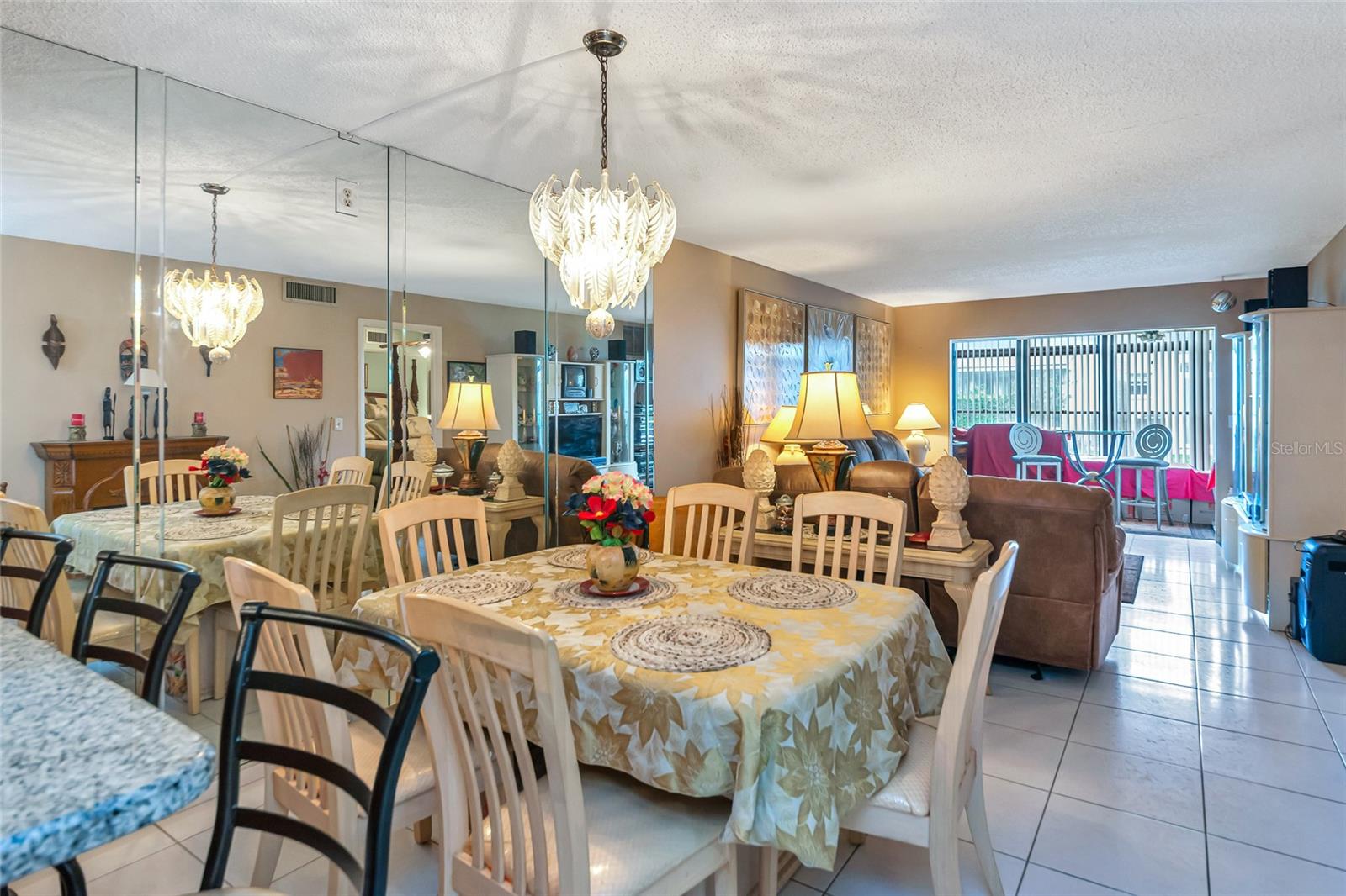 Image 7 of 28 For 2657 Woodgate Lane E4