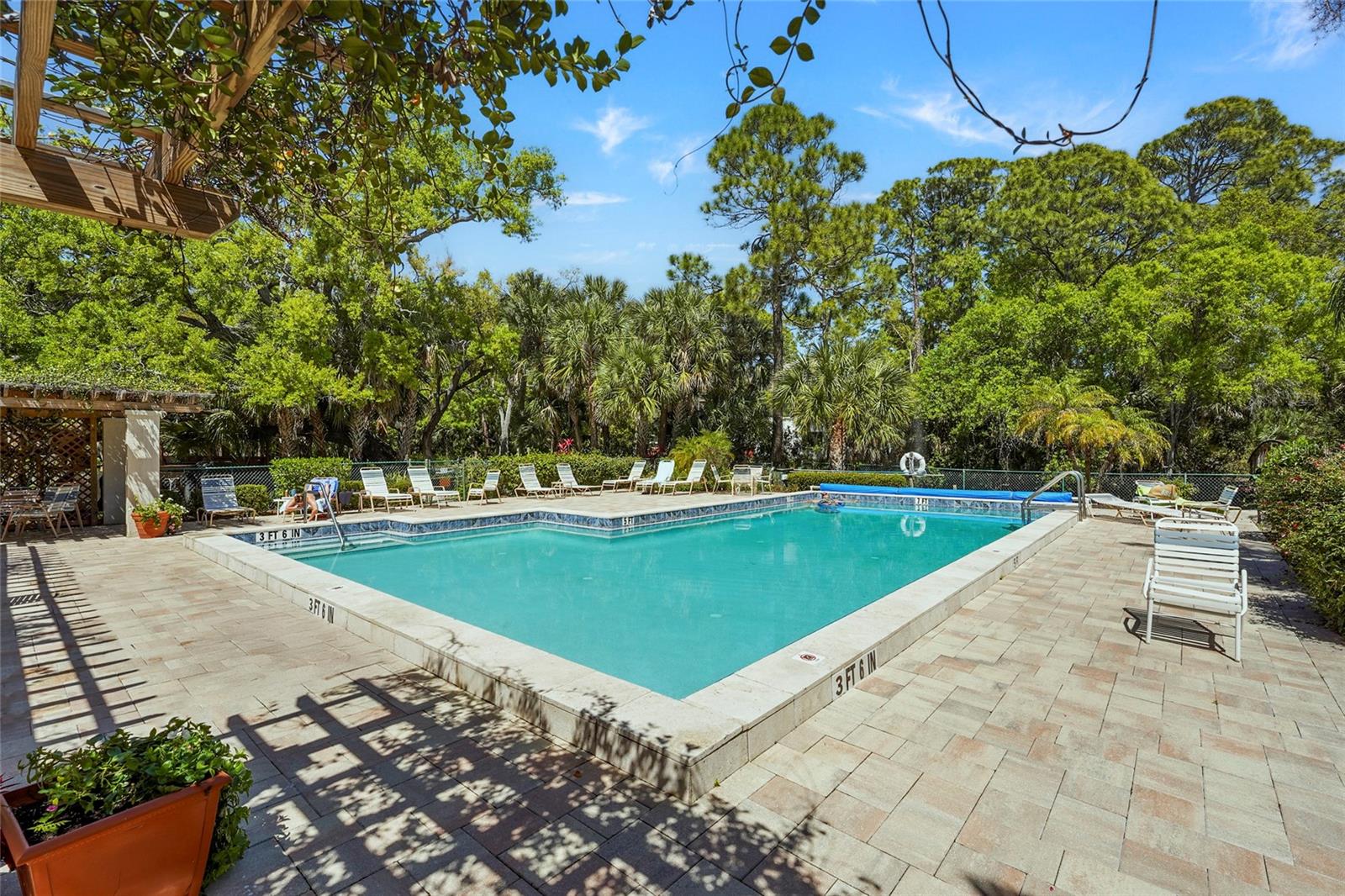 Image 15 of 58 For 3324 Thornwood Road 3324