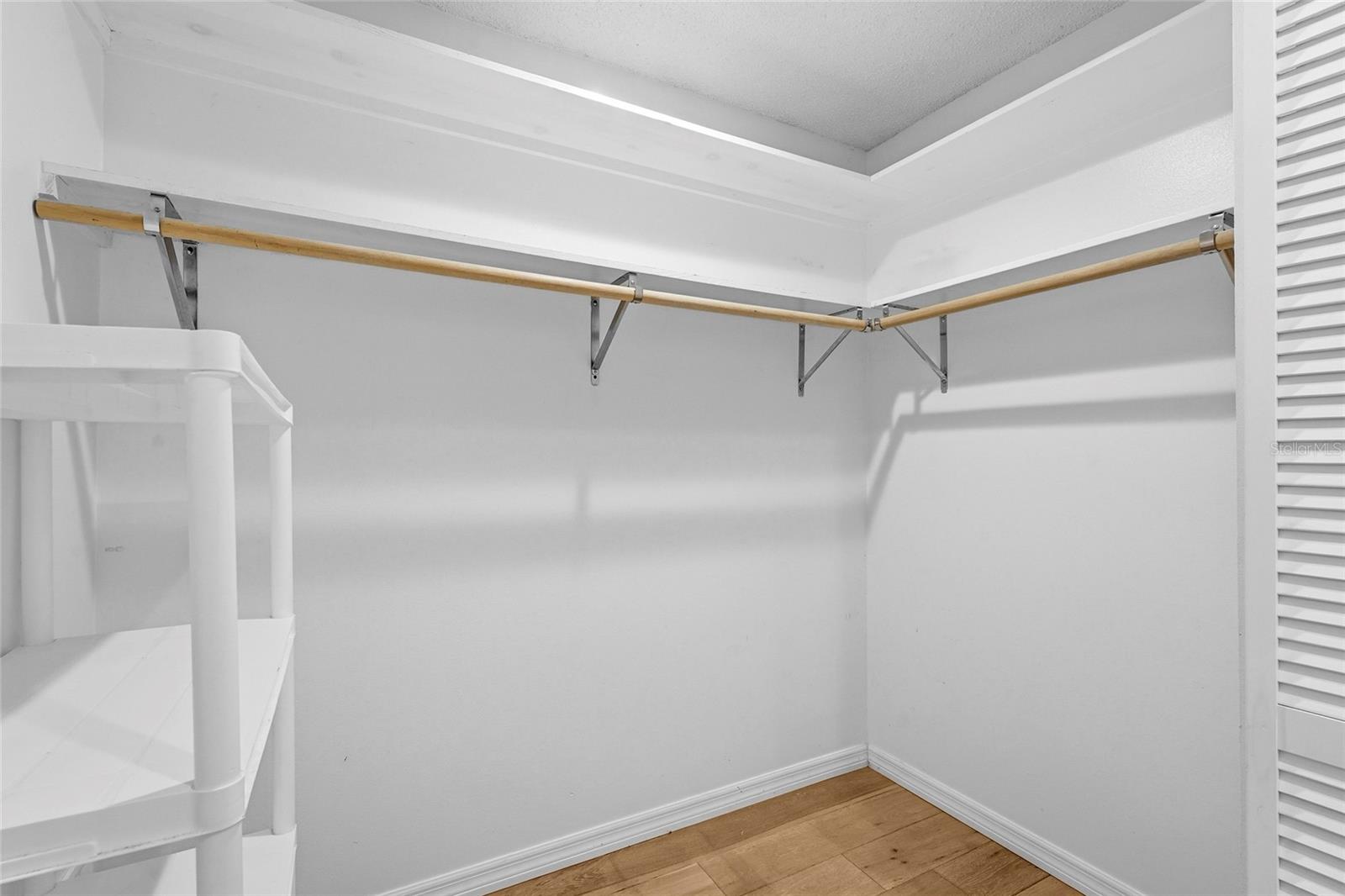 Image 32 of 58 For 3324 Thornwood Road 3324