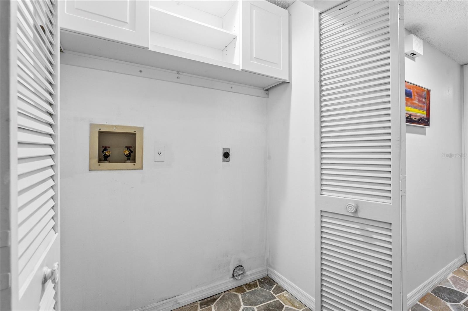 Image 36 of 58 For 3324 Thornwood Road 3324