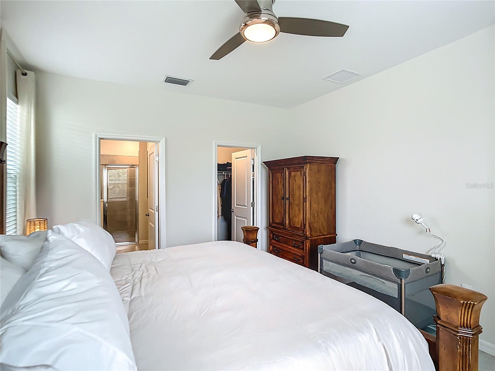 Image 15 of 35 For 11375 Burgundy Drive