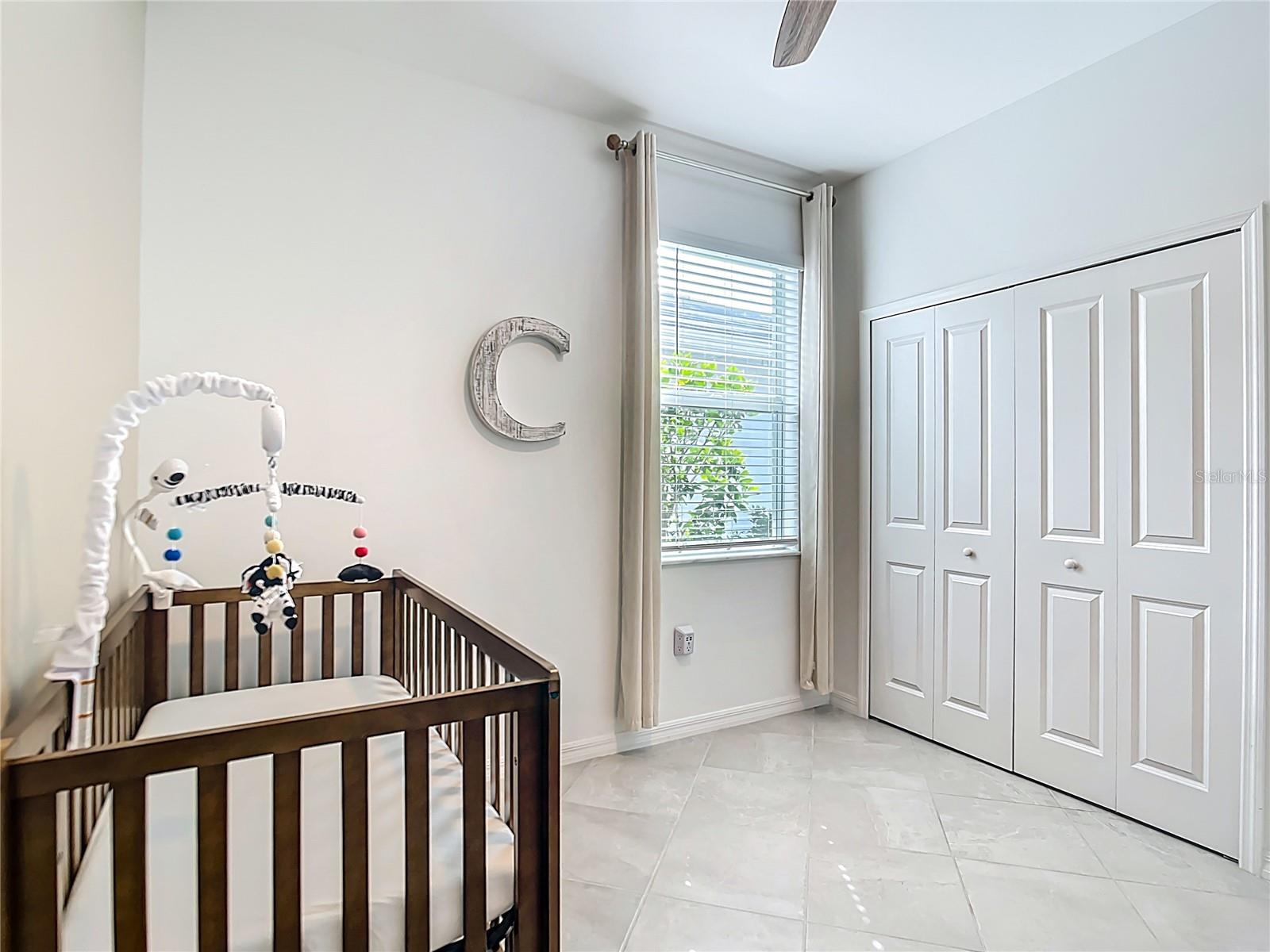 Image 23 of 35 For 11375 Burgundy Drive