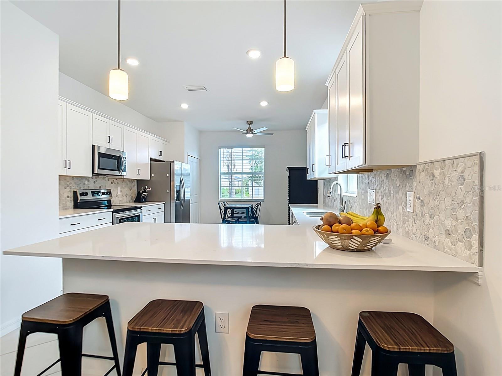 Image 8 of 35 For 11375 Burgundy Drive