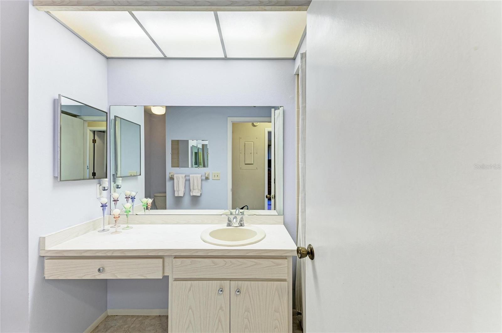 Image 39 of 58 For 3405 Tallywood Lane 7130