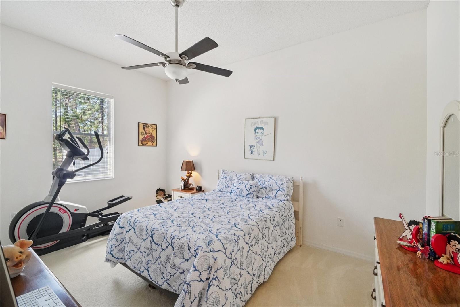 Listing photo id 27 for 13176 Cooper Road