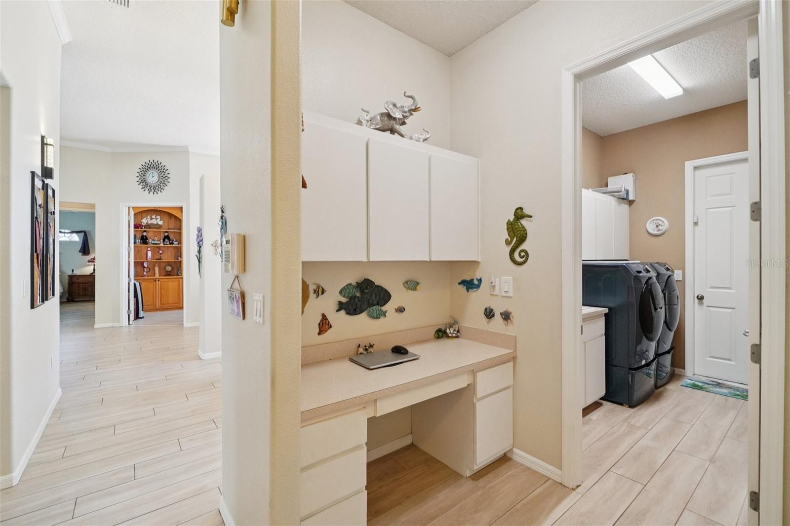 Listing photo id 29 for 13176 Cooper Road