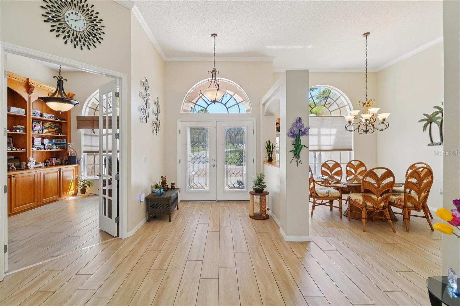 Listing photo id 2 for 13176 Cooper Road