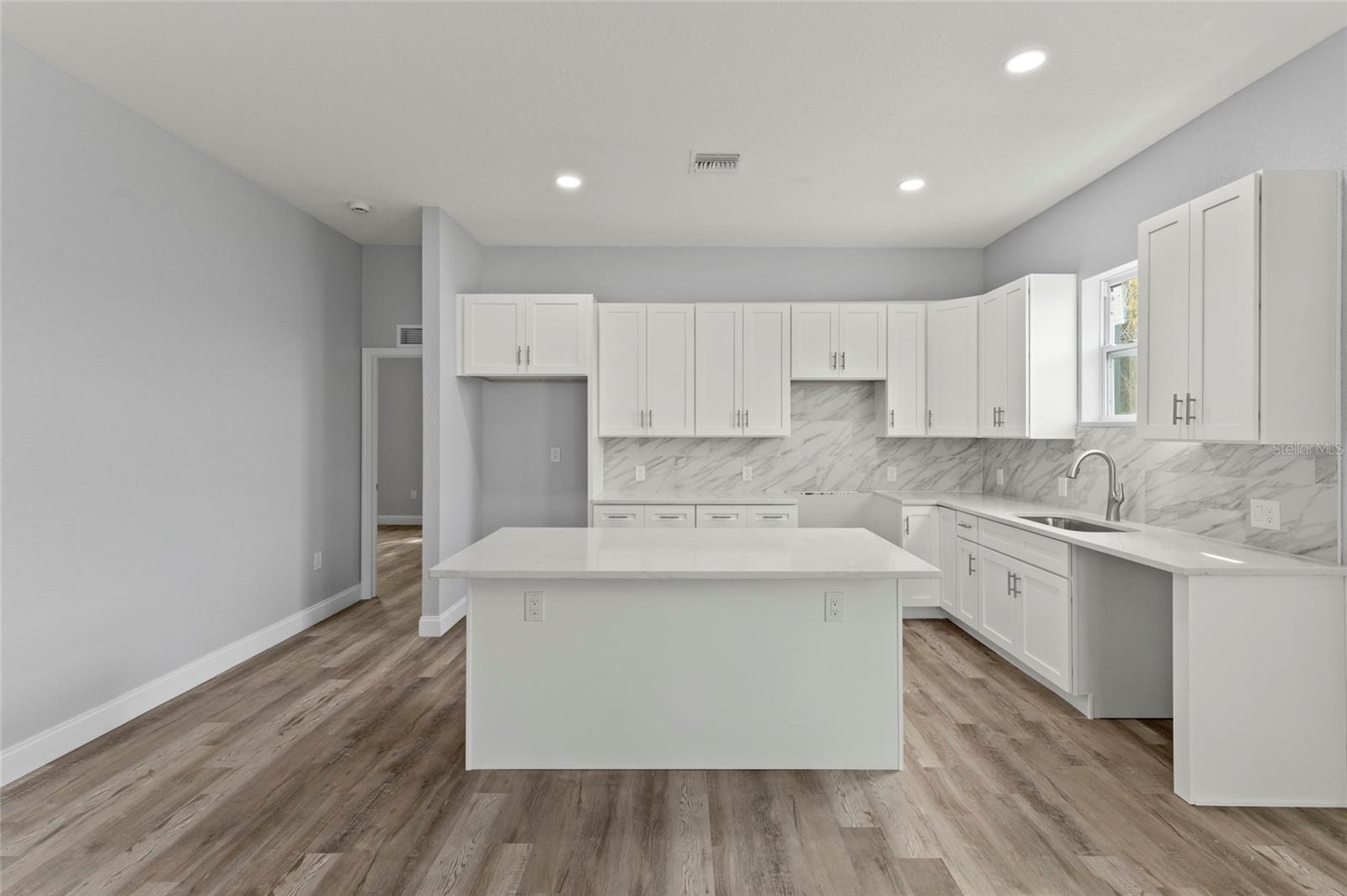 Image 2 of 16 For 3707 20th Street E