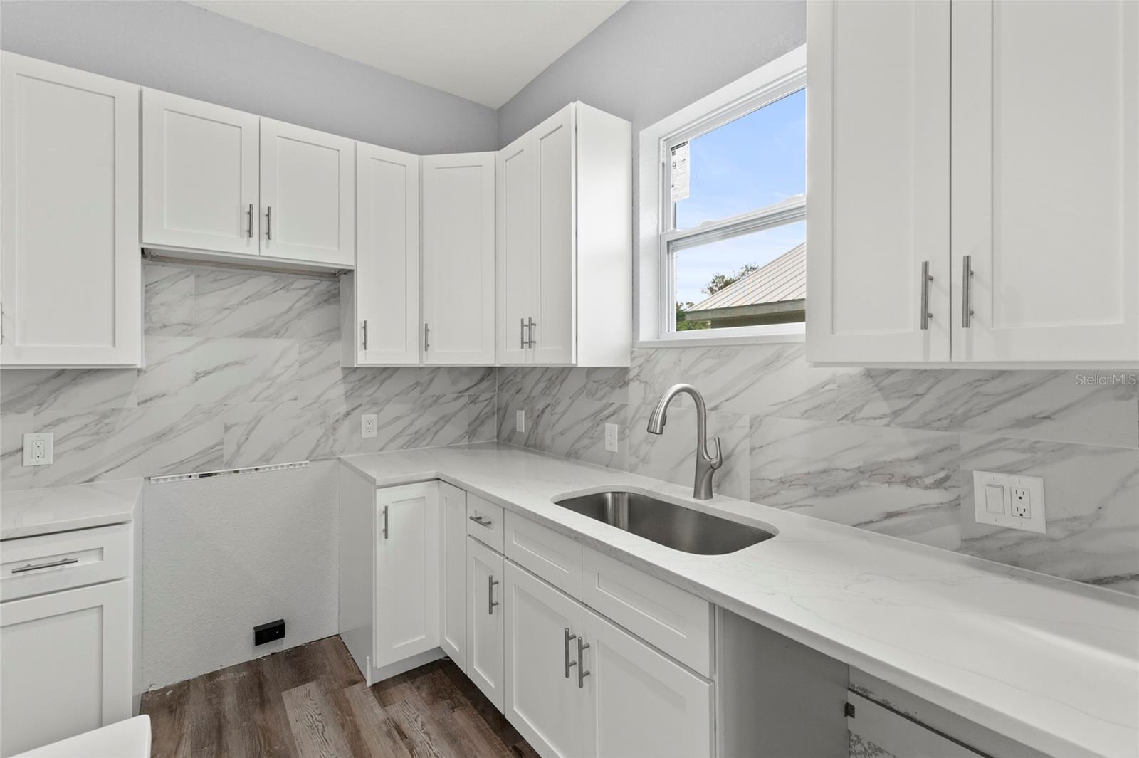 Image 4 of 16 For 3707 20th Street E