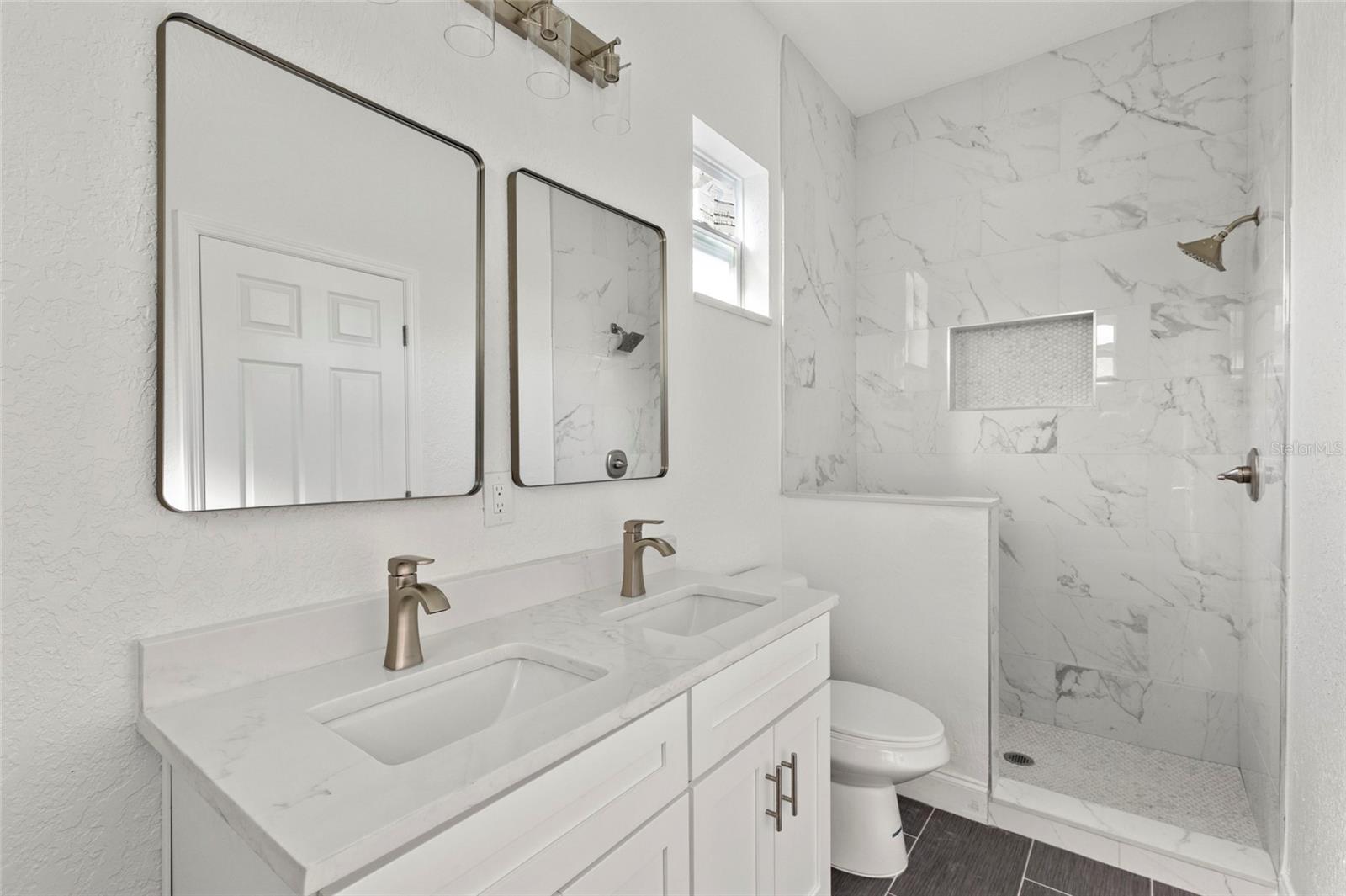 Image 9 of 16 For 3707 20th Street E